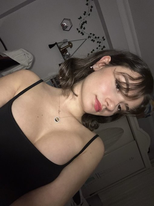 Celeliye Sınırsız Escort Sikişle Geceni Zevke Boğan Hatunun Vahşi Vuruşu
