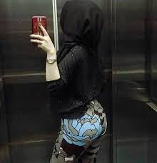 Küçükçekmece Escort Kerhaneler ve Escort Bayanlar Tarihsel Süreçte Cinsel Hizmetler ve Toplumsal Etkiler